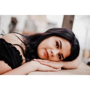 Meet your Posher, Denise